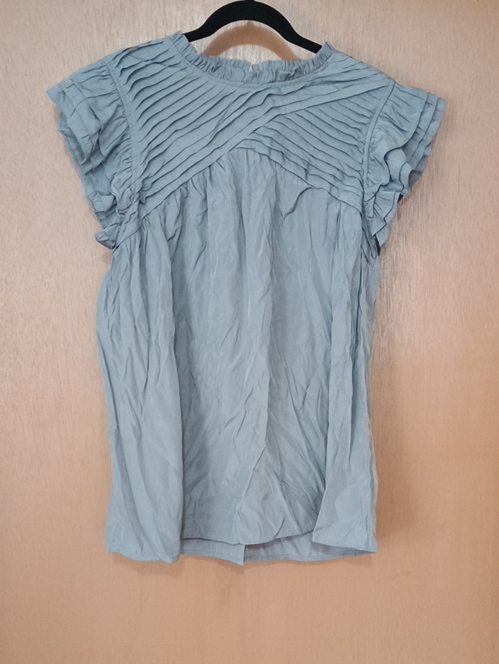Pleated Yoke Short Sleeve Blouse in Grey